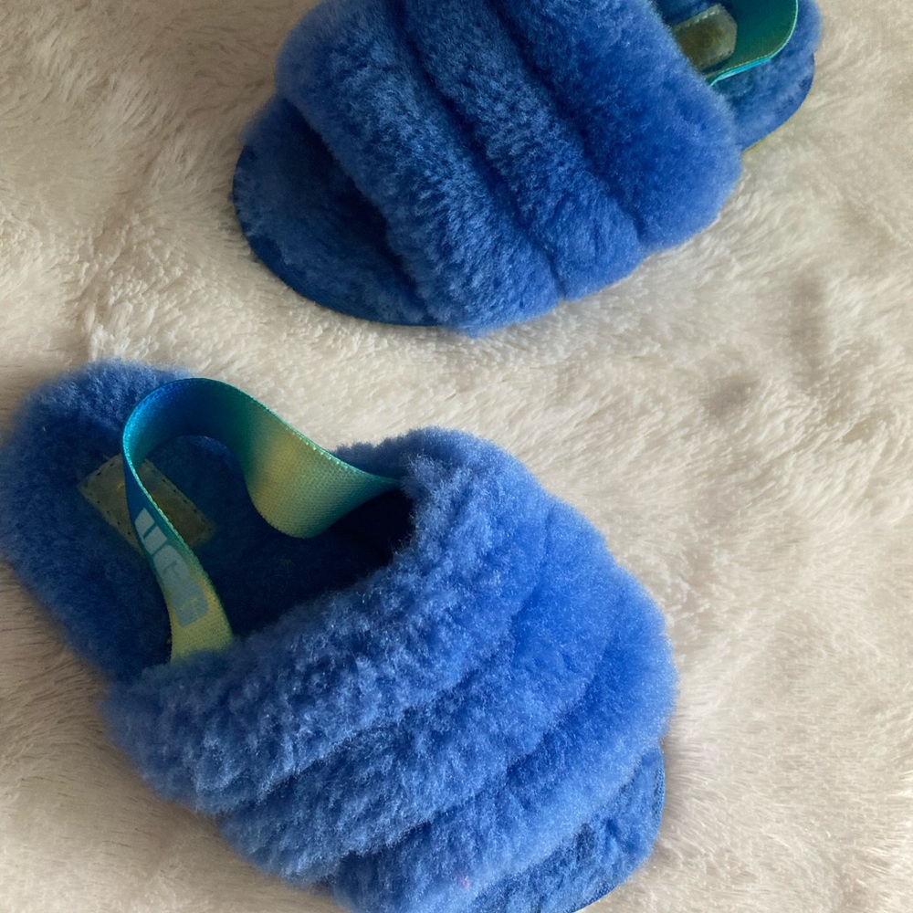 Kid's Fluff Yeah Slide Toddler (ugg slides / slippers)